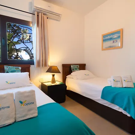 Celeste Vila Playa Blanca (Lanzarote)